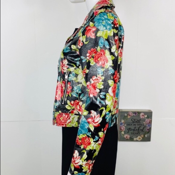 Walter Baker Lambskin Leather Floral Moto Jacket. - Picture 4 of 8